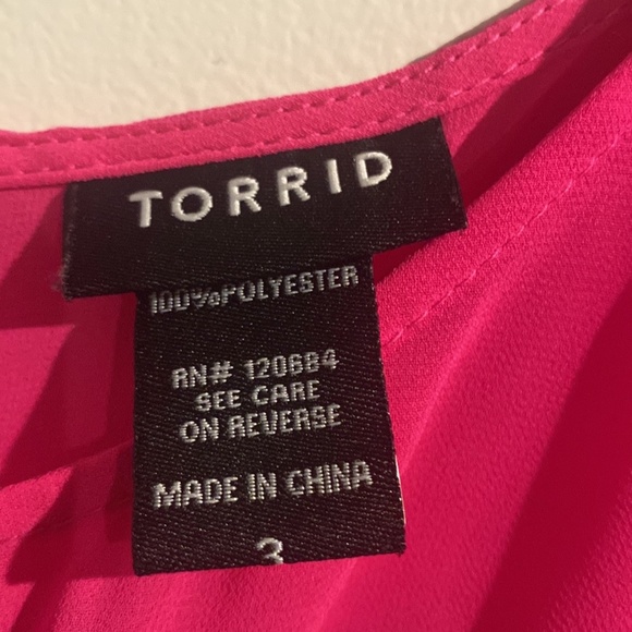 TORRID  HARPER PULLOVER TANK - GEORGETTE BLACK AND PINK SIZE 3 - Picture 4 of 4